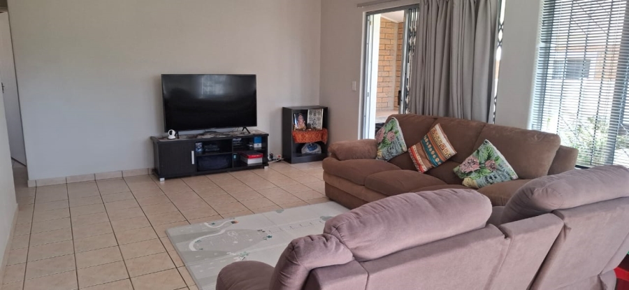 To Let 3 Bedroom Property for Rent in D